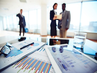 Перспективы совершенствования локального нормотворчества в государственных корпорациях и корпоративных объединениях (Потапов А.В.)